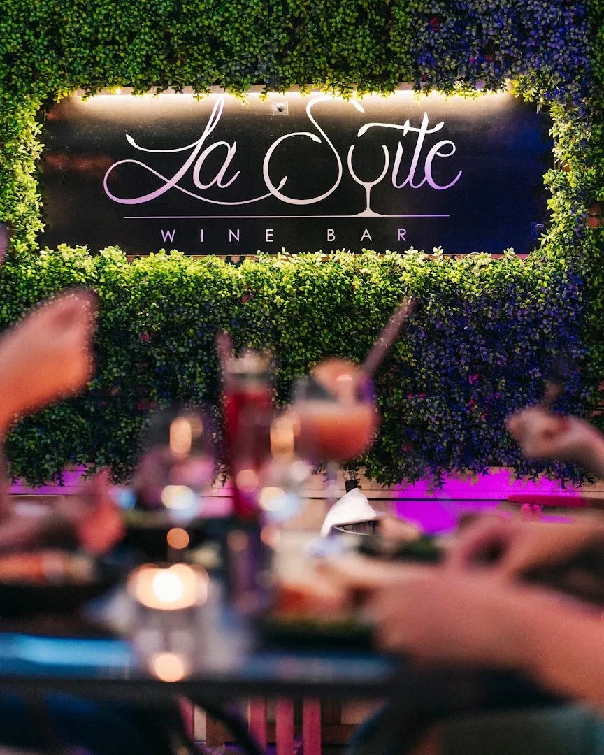 La Suite Wine Bar